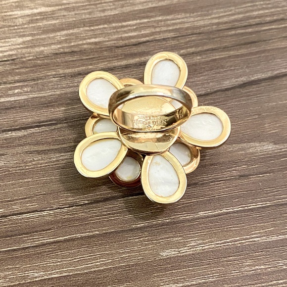 Kate Spade Ring - Picture 5 of 6